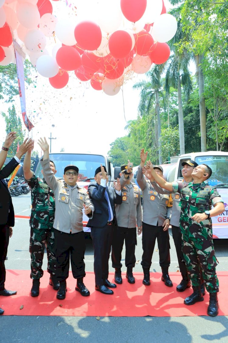 Wakapolda Jatim Hadiri 33 Tahun Mengabdi Untuk Negeri Akabri 90 Dengan Baksos dan Bakkes di Bangkalan