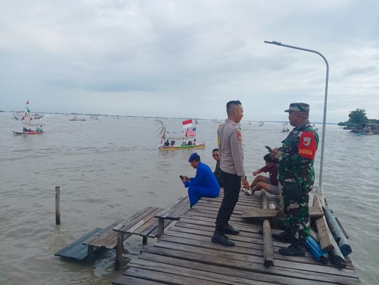 Perayaan Ketupat, Polres Bangkalan Siagakan Personel Pengamanan Lebaran di Tengah Laut