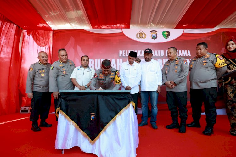 *Kapolda Jatim Letakan Batu Pertama Pembangunan Rumah Sakit Bhayangkara di Pamekasan*