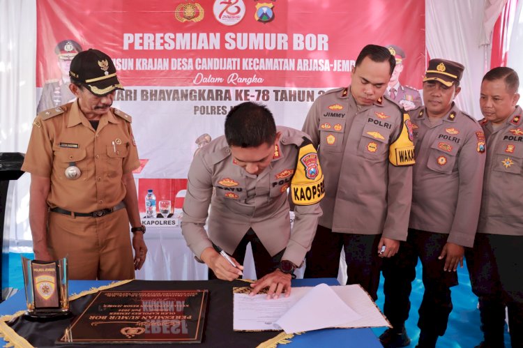 Kapolres Jember Resmikan Sumur Bor Bhayangkara Tatag Trawang Tungga di Desa Candijati