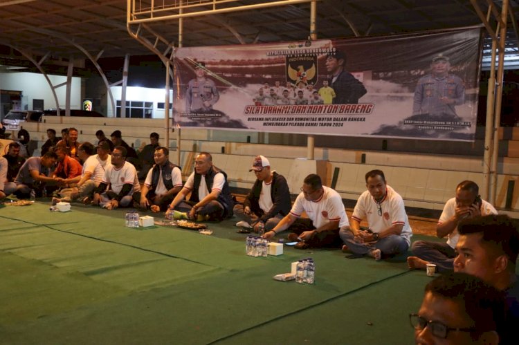 Cooling System,Polres Bondowoso Gelar Nobar Bersama Influencer dan Komunitas Motor Sampaikan Pesan Pilkada 2024 Damai