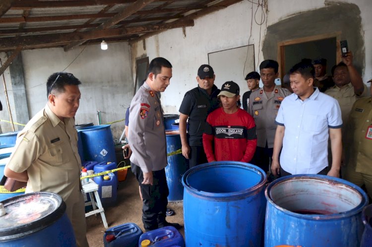 Polres Situbondo Berhasil Ungkap Produsen Pupuk Cair Illegal