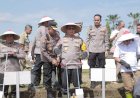 Kapolda-Jatim-dan-Pj.Gubernur-Tanam-Jagung-Serentak-1-Juta-Hektar-di-Blitar-Untuk-Ketahanan-Pangan-Nasional