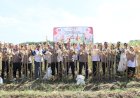 Polres-Kediri-Kota-bersama-Warga-Tani-Panen-Raya-Jagung,-Wujud-Nyata-Dukung-Swasembada-Pangan