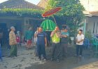 Bhabinkamtibmas-Polsek-Krian-Takziah-dan-Antar-Jenazah-Warga