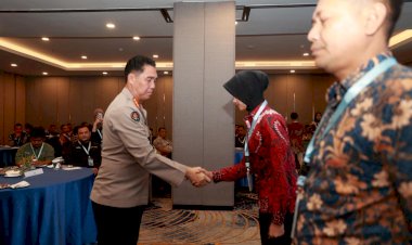 Pelatihan-Public-Speaking,-Kabid-Humas-Polda-Jatim:-Humas-Harus-Jadi-Komunikator-Efektif-di-Era-Digital