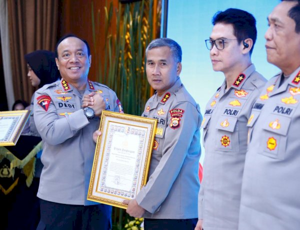 Polri Beri Penghargaan Ikpa Terbaik Pada Rakernis Empat Fungsi Pusat Polri 2026