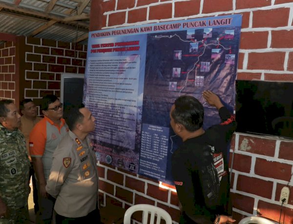 Polres Blitar dan Tim Gabungan Dirikan Posko Darurat Tangani Karhutla Gunung Butak
