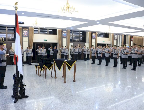 Polri Gelar Sertijab Sejumlah PJU Mabes dan Kapolda