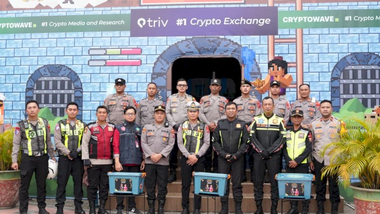 Kapolresta-Sidoarjo-Cek-Kesiapan-Pos-Pam-dan-Pos-Yan-Operasi-Ketupat-Semeru-2026